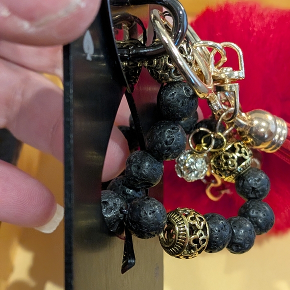 Elegant Red Tassel and Pom Pom Keychain - Picture 10 of 15